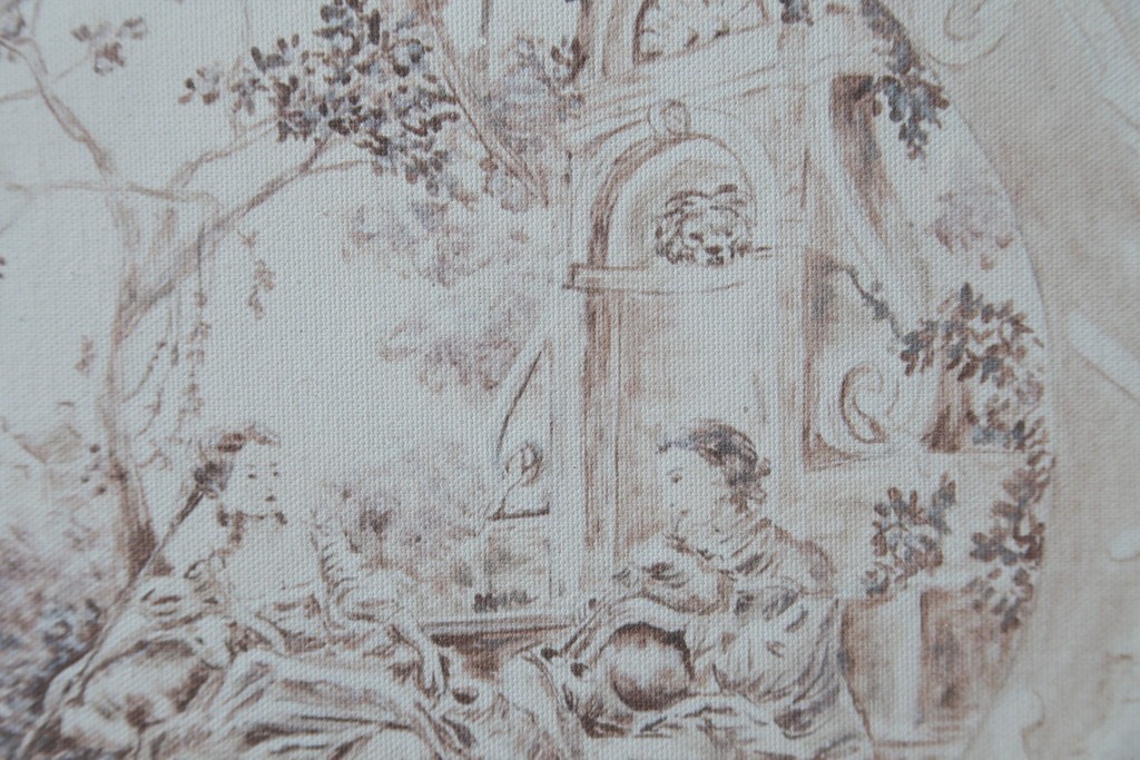 中古　美品　サラグレース(Sarah Grace)取り扱い　フランスCoquecigrues(コクシグル)社　トワルドジュイ柄が描かれたアンティーク調のパーテーション　定価約11万円　(R-087448)