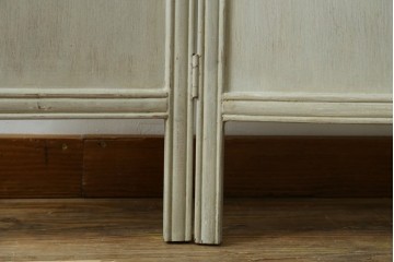 中古　美品　サラグレース(Sarah Grace)取り扱い　フランスCoquecigrues(コクシグル)社　トワルドジュイ柄が描かれたアンティーク調のパーテーション　定価約11万円　(R-087448)