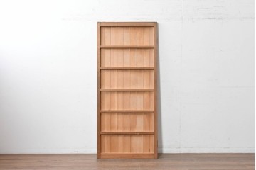 ヴィンテージ建具　昭和中期　縦リブ意匠が際立つミッドセンチュリーデザインの扉1枚　(R-087449)