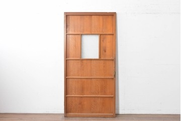 アンティーク建具　昭和初期　小窓付きのレトロな木製ドア1枚　(R-087450)