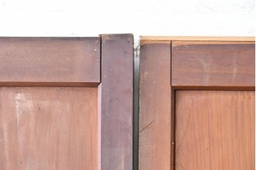 アンティーク建具　大正から昭和初期　落ち着いた木色とすりガラスが古民家風の空間に馴染む板戸4枚セット　(R-087451)