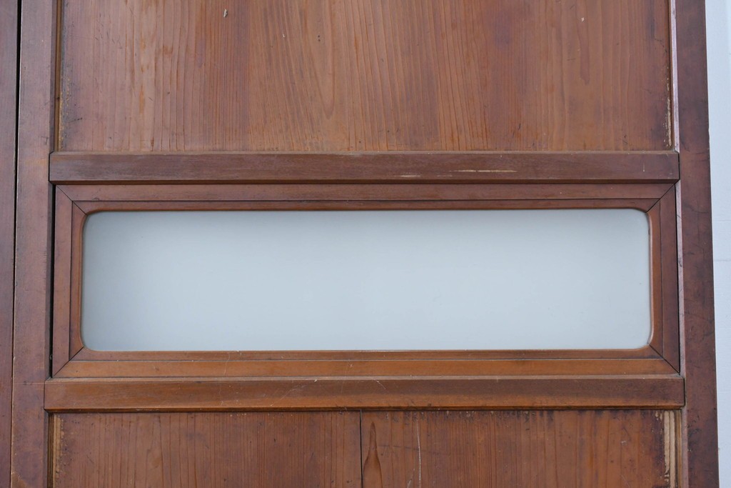 アンティーク建具　大正から昭和初期　落ち着いた木色とすりガラスが古民家風の空間に馴染む板戸4枚セット　(R-087451)