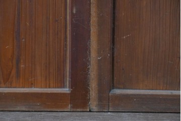 アンティーク建具　大正から昭和初期　落ち着いた木色とすりガラスが古民家風の空間に馴染む板戸4枚セット　(R-087451)