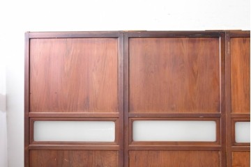 アンティーク建具　大正から昭和初期　落ち着いた木色とすりガラスが古民家風の空間に馴染む板戸4枚セット　(R-087451)