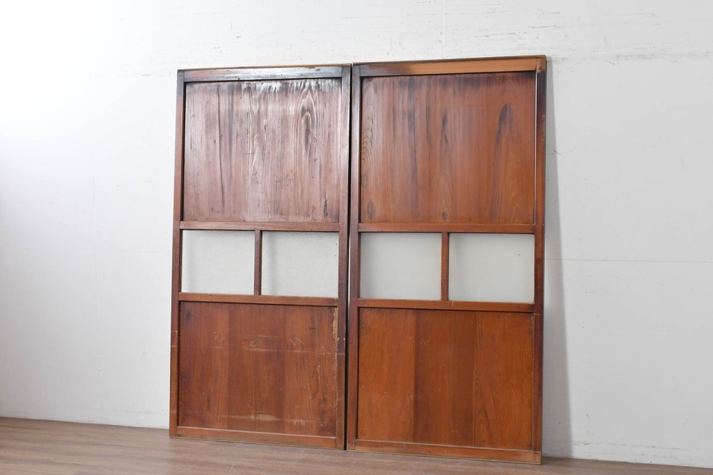 アンティーク建具　昭和初期　レトロな雰囲気漂うガラス帯戸2枚セット　(R-087452)