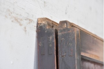 アンティーク建具　昭和初期　レトロな雰囲気漂うガラス帯戸2枚セット　(R-087452)