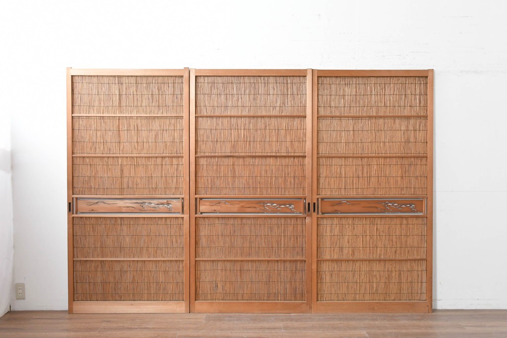 ヴィンテージ建具　昭和中期　透かし彫刻が目を引く夏戸3枚セット　(R-087453)