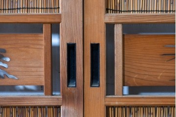 ヴィンテージ建具　昭和中期　透かし彫刻が目を引く夏戸3枚セット　(R-087453)