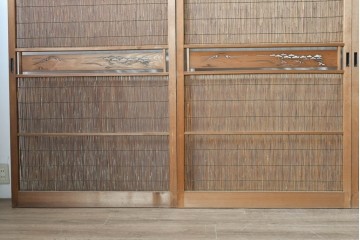 ヴィンテージ建具　昭和中期　透かし彫刻が目を引く夏戸4枚セット　(R-087455)