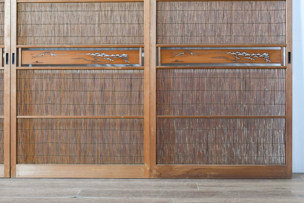 ヴィンテージ建具　昭和中期　透かし彫刻が目を引く夏戸4枚セット　(R-087455)