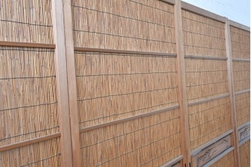 ヴィンテージ建具　昭和中期　透かし彫刻が目を引く夏戸4枚セット　(R-087455)