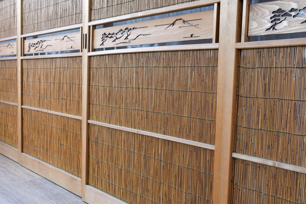 ヴィンテージ建具　昭和中期　透かし彫刻が目を引く夏戸4枚セット　(R-087455)