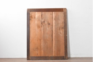 アンティーク建具　明治から大正期　深みのある色合いの小さな狐格子くぐり戸1枚　(R-087456)