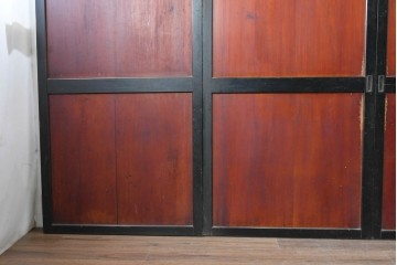 アンティーク建具　明治期　味わい深い木肌と黒框のコントラストが印象的な板戸4枚セット　(R-087459)