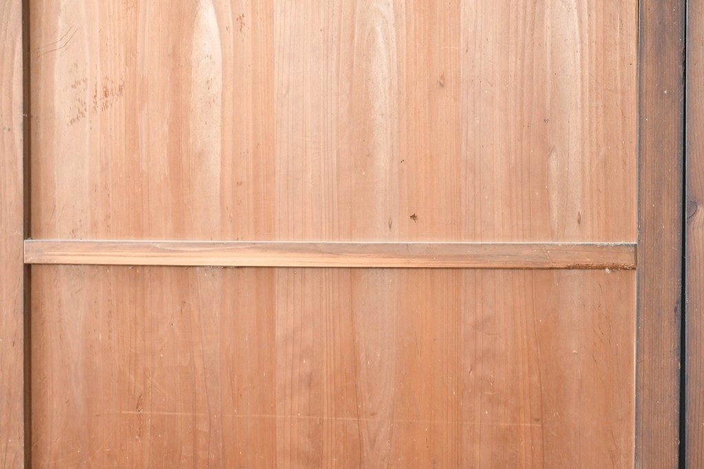 アンティーク建具　明治期　黒い框に板戸面が映える板戸2枚セット　(R-087460)