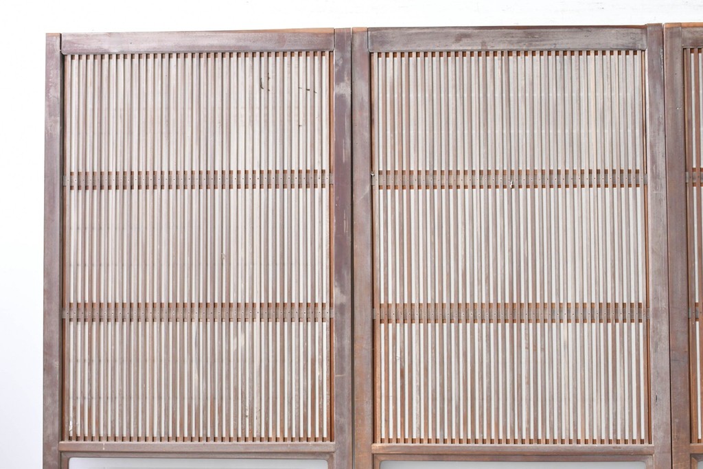 アンティーク建具　昭和初期　裏障子付き　すっきりとした細身の桟が美しい幅狭格子戸4枚セット　(R-087461)