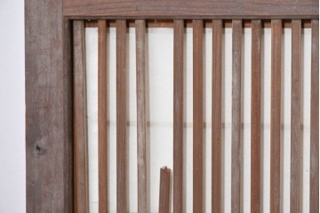 アンティーク建具　昭和初期　裏障子付き　すっきりとした細身の桟が美しい幅狭格子戸4枚セット　(R-087461)