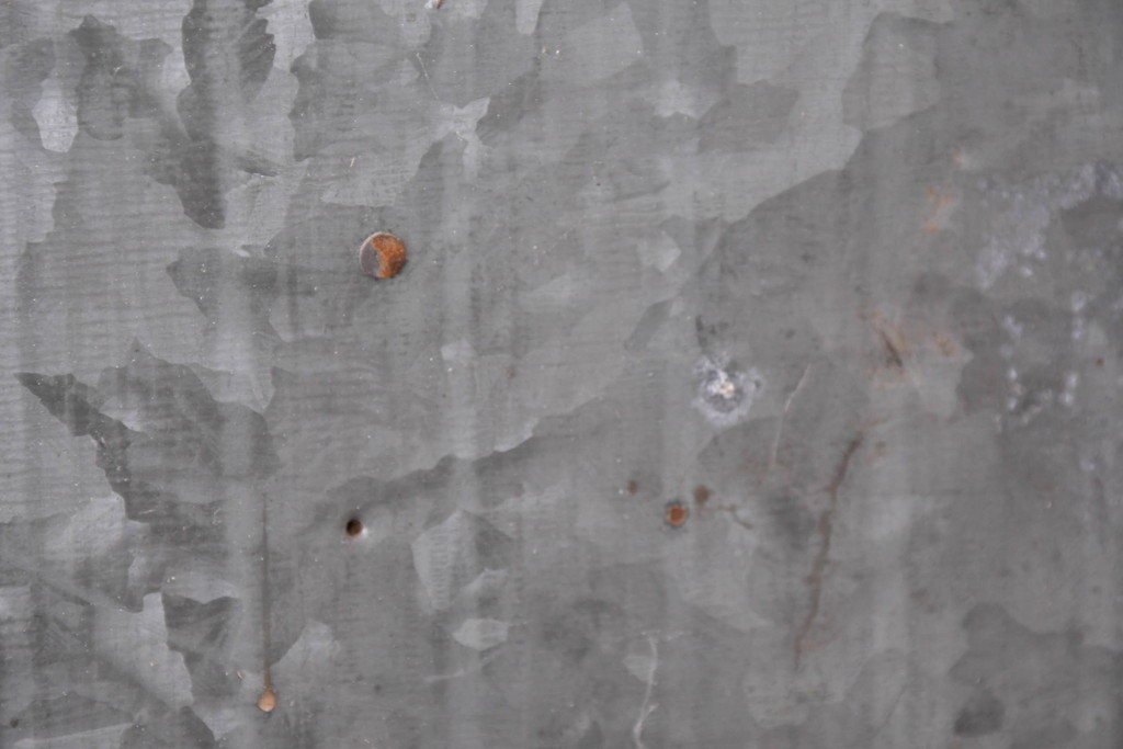 ヴィンテージ建具　昭和後期　インダストリアルな空間づくりにおすすめのブリキ板引き戸2枚セット　(R-087462)