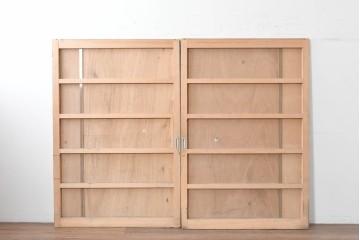 ヴィンテージ建具　昭和後期　インダストリアルな空間づくりにおすすめのブリキ板引き戸2枚セット　(R-087462)