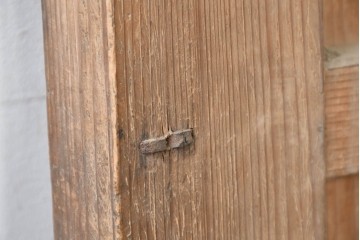 アンティーク建具　大正から昭和初期　杉材　木味の良さが引き立つ蔵戸1枚　(R-087463)