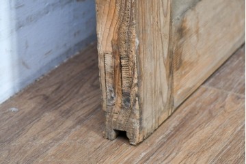 アンティーク建具　大正から昭和初期　杉材　木味の良さが引き立つ蔵戸1枚　(R-087463)