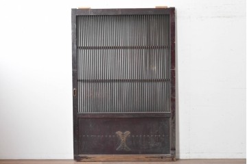 アンティーク建具　明治から大正期　栗材の力強い表情と格子意匠が美しい蔵戸1枚　(R-087464)