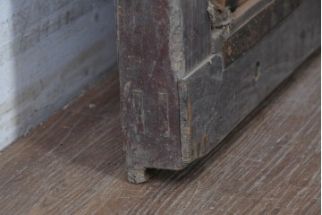 アンティーク建具　明治から大正期　栗材の力強い表情と格子意匠が美しい蔵戸1枚　(R-087464)