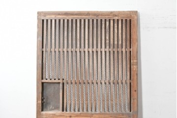 アンティーク建具　明治から大正期　時を重ねた木味が魅力の格子蔵戸1枚　(R-087465)