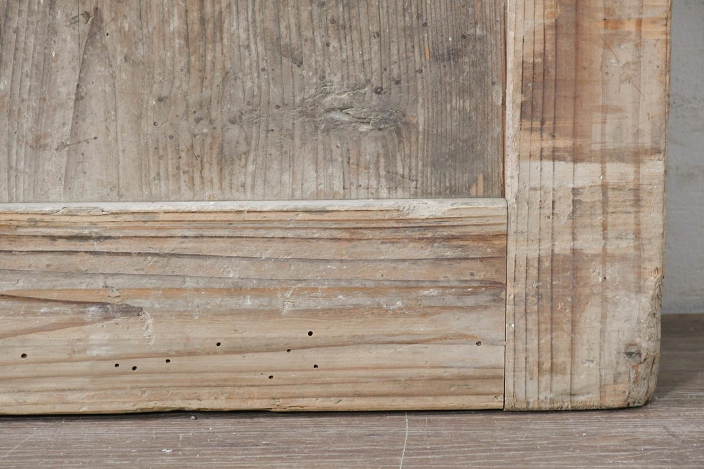 アンティーク建具　明治から大正期　時を重ねた木味が魅力の格子蔵戸1枚　(R-087465)