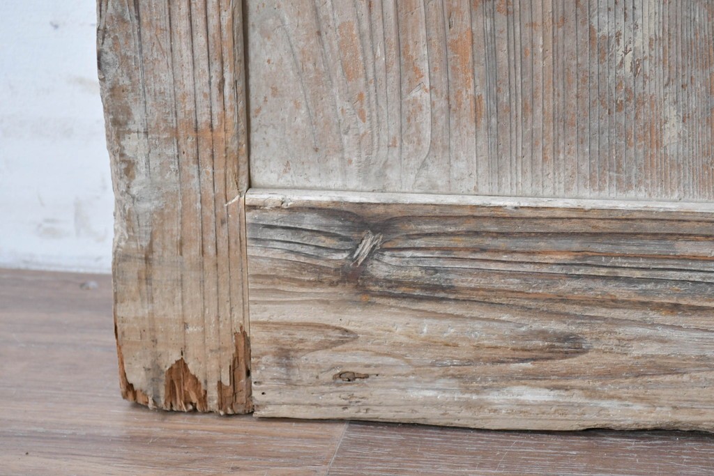 アンティーク建具　明治から大正期　時を重ねた木味が魅力の格子蔵戸1枚　(R-087465)