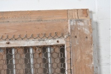 アンティーク建具　明治から大正期　時を重ねた木味が魅力の格子蔵戸1枚　(R-087465)