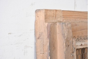 アンティーク建具　明治から大正期　時を重ねた木味が魅力の格子蔵戸1枚　(R-087465)