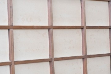 アンティーク建具　明治から大正期　素朴な格子が味わい深い障子蔵戸1枚　(R-087467)