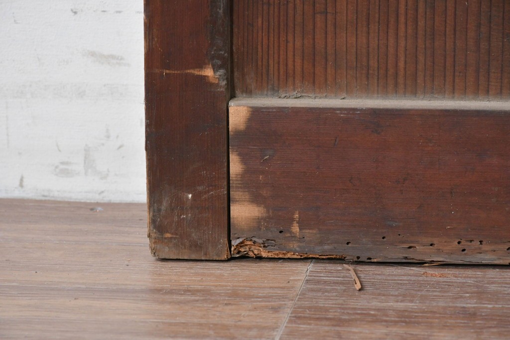 アンティーク建具　明治から大正期　素朴な格子が味わい深い障子蔵戸1枚　(R-087467)