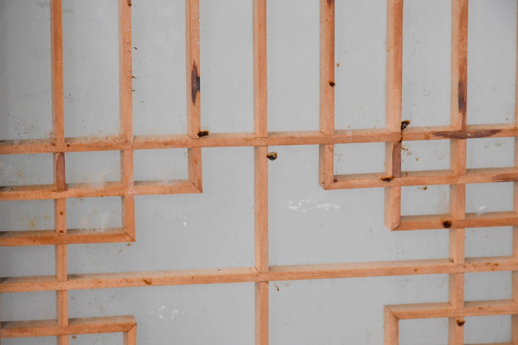 ヴィンテージ建具　昭和中期　両面ガラス　幾何学模様が洗練された雰囲気を添える書院戸4枚セット　(R-087468)