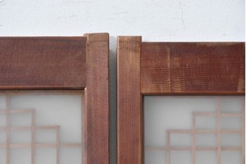 ヴィンテージ建具　昭和中期　両面ガラス　幾何学模様が洗練された雰囲気を添える書院戸4枚セット　(R-087468)