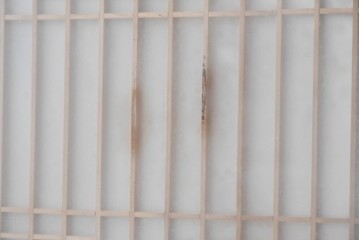 ヴィンテージ建具　昭和中期　両面ガラス　幾何学模様が洗練された雰囲気を添える書院戸4枚セット　(R-087468)