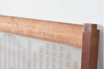 ヴィンテージ建具　昭和中期　両面ガラス　幾何学模様が洗練された雰囲気を添える書院戸4枚セット　(R-087468)