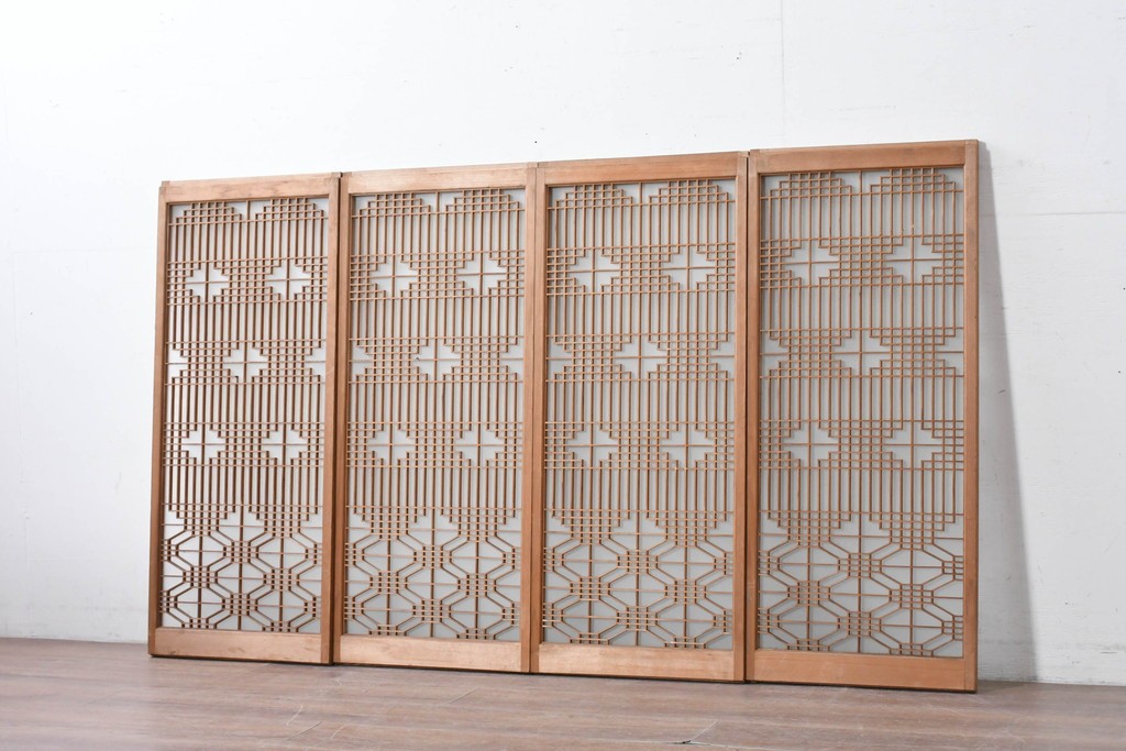 ヴィンテージ建具　昭和中期　片面ガラス　多彩な組子模様が目を引く書院戸4枚セット　(R-087469)