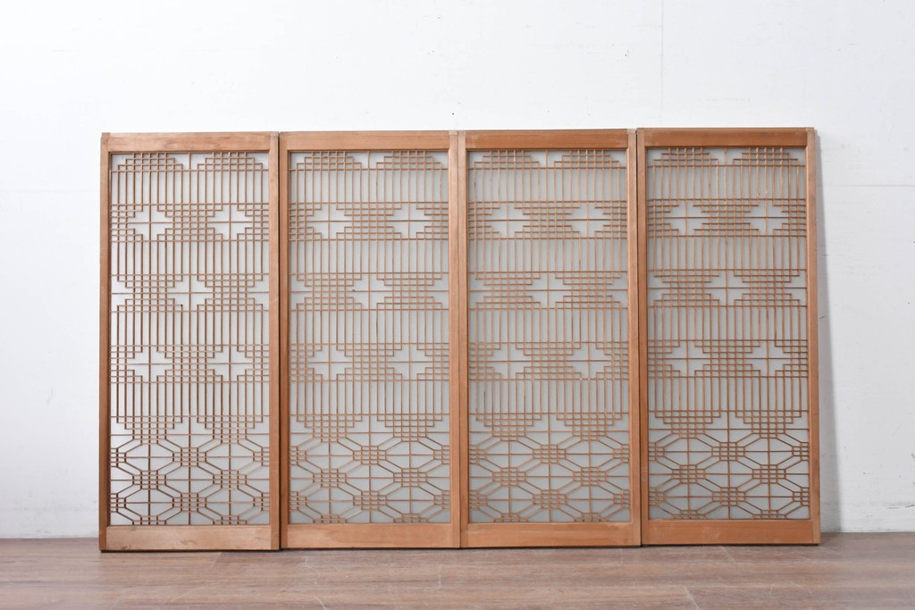 ヴィンテージ建具　昭和中期　片面ガラス　多彩な組子模様が目を引く書院戸4枚セット　(R-087469)