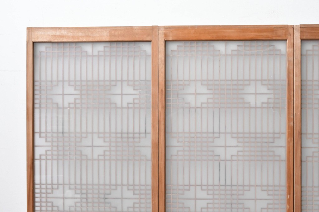 ヴィンテージ建具　昭和中期　片面ガラス　多彩な組子模様が目を引く書院戸4枚セット　(R-087469)