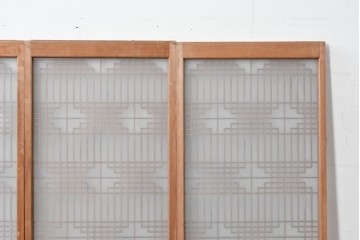 ヴィンテージ建具　昭和中期　片面ガラス　多彩な組子模様が目を引く書院戸4枚セット　(R-087469)