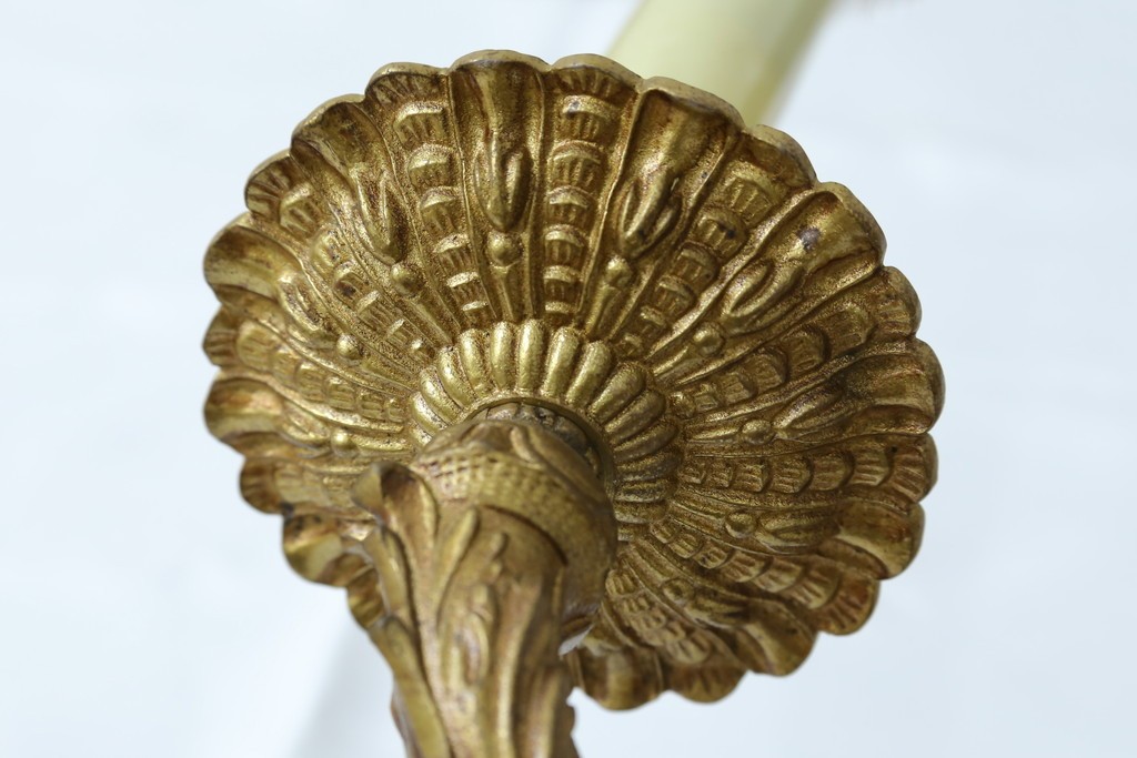 イギリスアンティーク　真鍮(しんちゅう)　華やかな装飾が目を引くウォールライト　(R-087470)