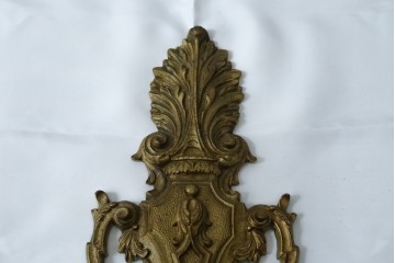 イギリスアンティーク　真鍮(しんちゅう)　華やかな装飾が目を引くウォールライト　(R-087471)