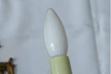 イギリスアンティーク　真鍮(しんちゅう)　華やかな装飾が目を引くウォールライト　(R-087471)