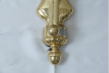 中古　YAMAGIWA(ヤマギワ)取り扱い　ゴールドフレームがクラシカルなボウル型シェードのウォールライト　(R-087472)