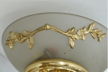 中古　YAMAGIWA(ヤマギワ)取り扱い　ゴールドフレームがクラシカルなボウル型シェードのウォールライト　(R-087473)