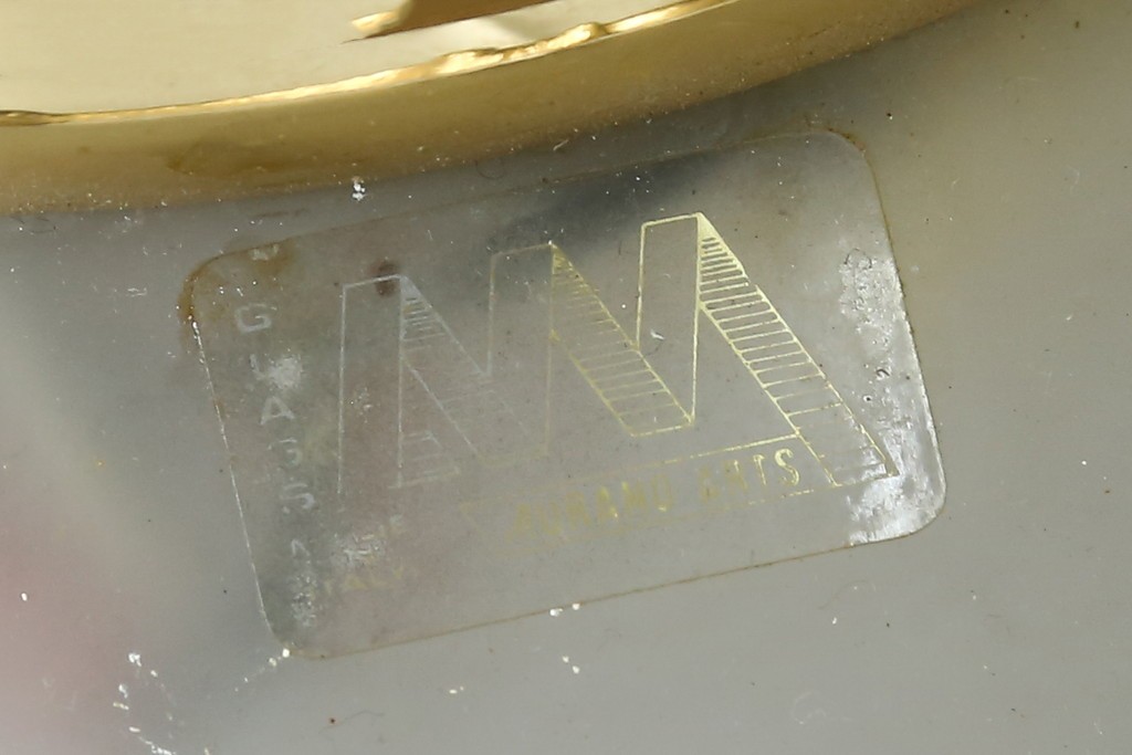 中古　YAMAGIWA(ヤマギワ)取り扱い　ゴールドフレームがクラシカルなボウル型シェードのウォールライト　(R-087473)