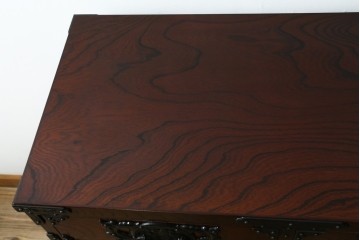 中古　美品　岩谷堂箪笥　桜木作(桜木家具店)　欅(ケヤキ)材　本漆塗り　チェスト90　重厚な南部鉄器金具の衣装箪笥　(R-087476)