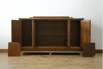 中古　美品　三越家具　COUNTRY HOUSE(カントリーハウス)　Brugge(ブルージュ)　素材の美しさが引き立つステンドグラス入りのサイドボード　(R-087478)